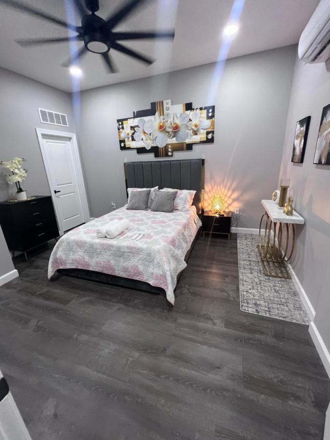 The Palm Suite Lehigh Acres Exterior foto